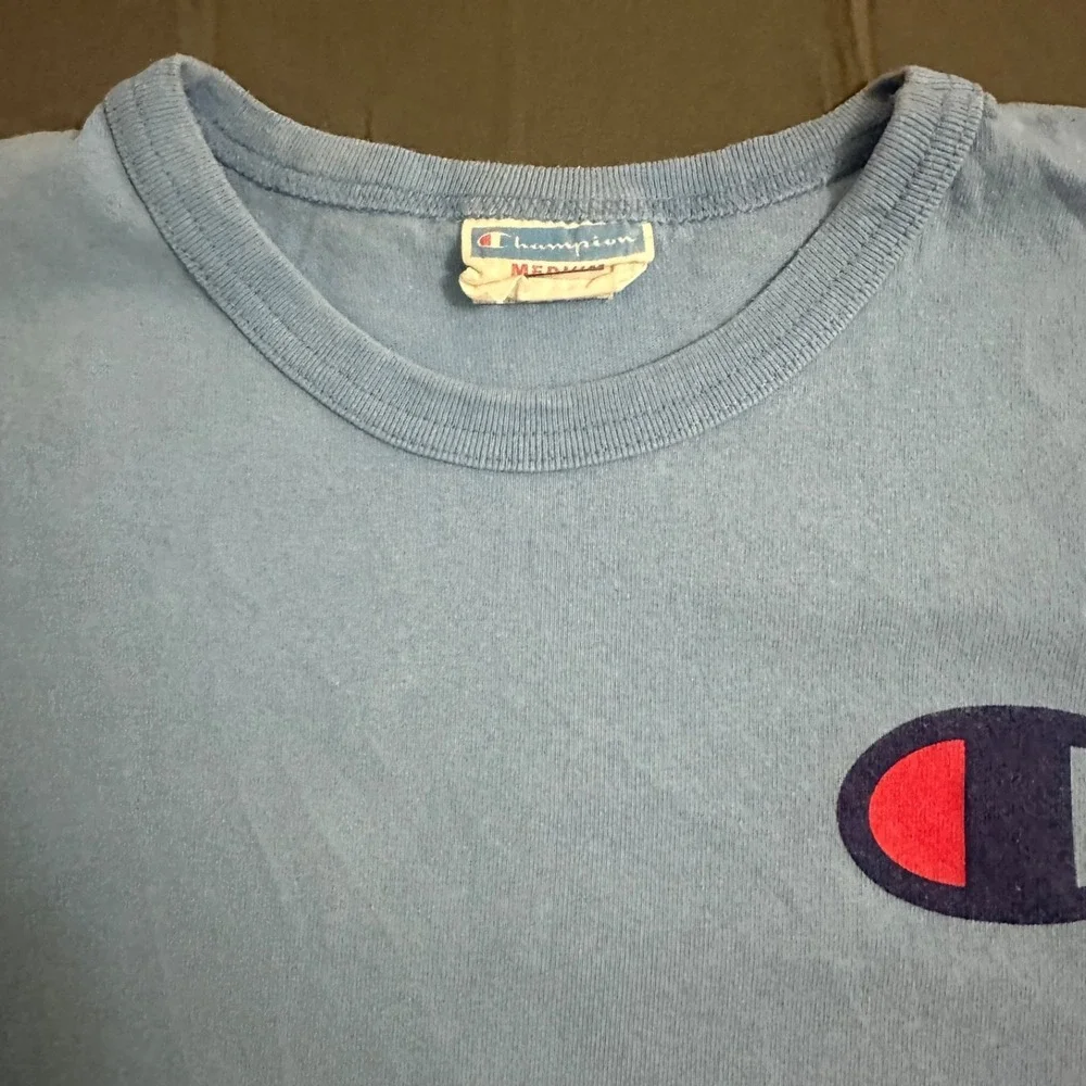 Vintage Champion Big Patch Logo Shirt MENS Medium Powder Blue Tee Vtg Sports‎